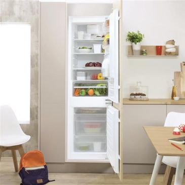 Réfrigérateur intégrable combiné - INDESIT